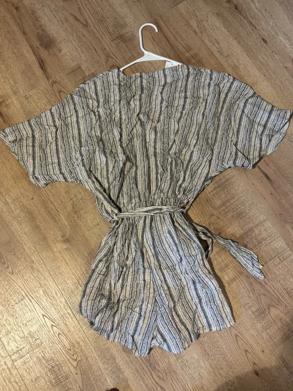 Cupshe Boho Stripe Romper Cover Up Tie Waist NWT Small